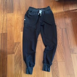 Figs Nepal Skinny Jogger scrub pant